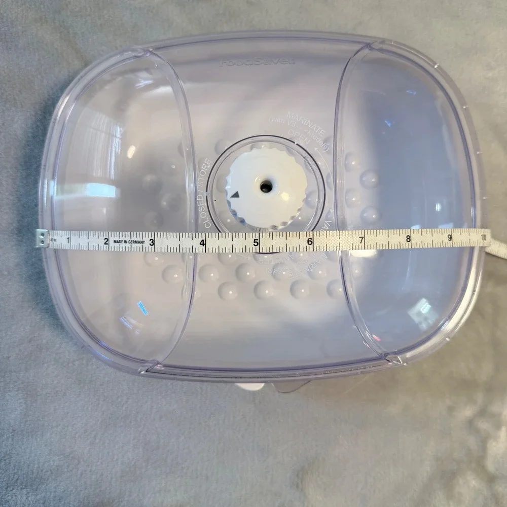 FoodSaver Quick Marinator 2.25 Qt Vacuum Sealing Container NEW